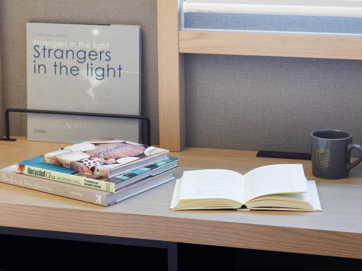 Lamp Light Books Hotel سابورو المظهر الخارجي الصورة