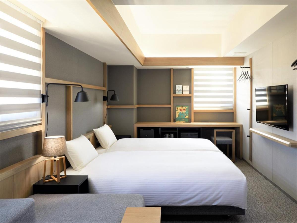 Lamp Light Books Hotel سابورو المظهر الخارجي الصورة